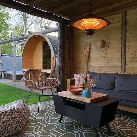 "Zeelandzon" Holiday Home By The Lake With Jacuzzi And Sauna Herkingen Eksteriør billede