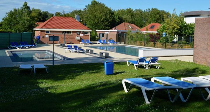 "Zeelandzon" Holiday Home By The Lake With Jacuzzi And Sauna Herkingen Eksteriør billede