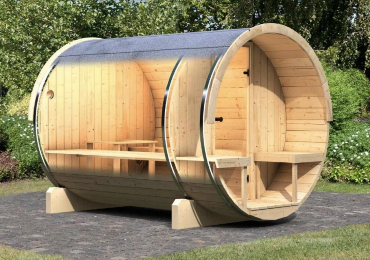 "Zeelandzon" Holiday Home By The Lake With Jacuzzi And Sauna Herkingen Eksteriør billede
